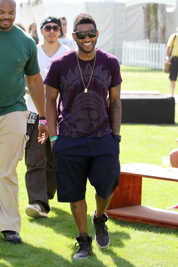 Le chanteur Usher, sous le soleil californien, au festival de musique de Coachella. Indio, le 15 avril 2011.