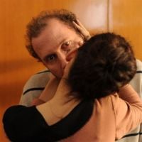 Audrey Tautou embrasse François Damiens avec de la délicatesse