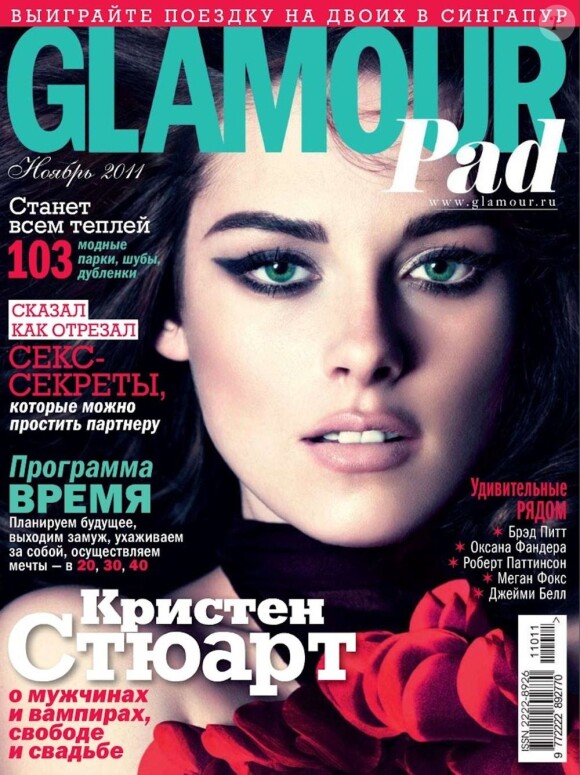 Sublime dans une robe Gucci, Kristen Stewart fait la couverture du Glamour russe de novembre 2011.