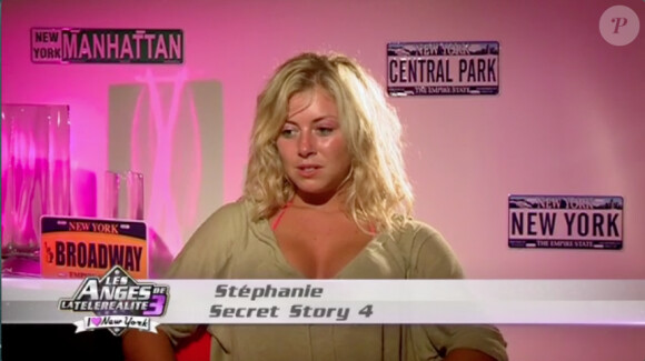 Stéphanie dans les Anges de la télé-réalité 3, jeudi 3 novembre 2011 sur NRJ 12