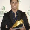 Cristiano Ronaldo reçoit le Soulier d'Or du meilleur buteur de l'année à Madrid le 4 novembre 2011
