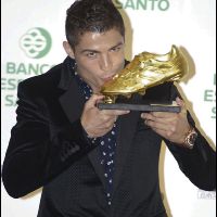 Cristiano Ronaldo vaut de l'or, et on lui dit devant sa sublime Irina Shayk