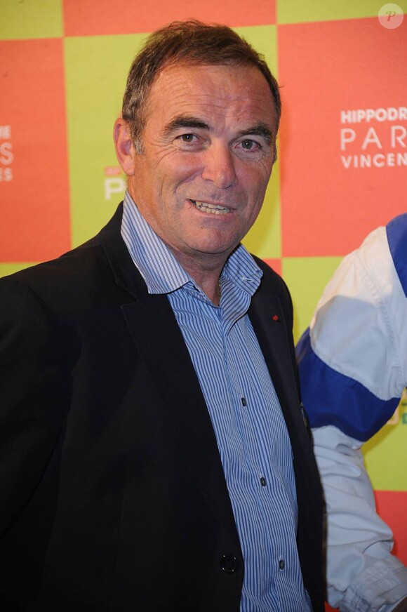 Bernard Hinault lors de la soirée de la 20e Coupe de France de Cyclisme à l'hippodrome de Paris-Vincennes le 4 novembre 2011.