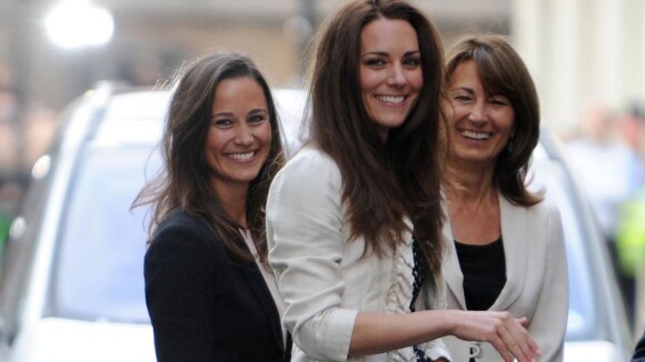 Kate et Pippa Middleton taquinent les soeurs les plus célèbres de la modosphère