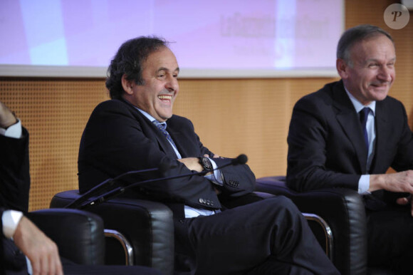 Michel Platini a reçu le prix Il Bello Del Calcio à Milan le 14 novembre 2011