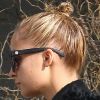 Nicole Richie a enlevé ses extensions. Ici, dans les rues de Los Angeles, à la sortie de son salon de coiffure le 14 novembre 2011