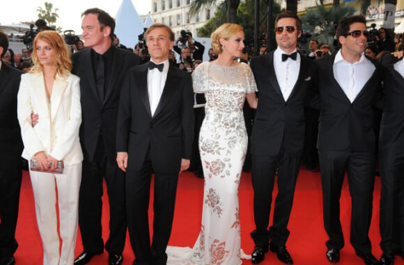 Mélanie Laurent, Quentin Tarantino, Christoph Waltz, Diane Kruger, Brad Pitt et Eli Roth le 20 mai 2009 à Cannes.