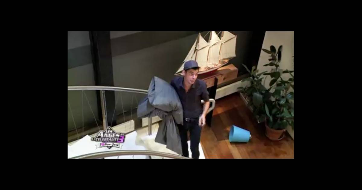 Pétage De Plomb Dans Un Couple Anges de la télé-réalité 3 : Pétage de plombs général, Kevin embrasse