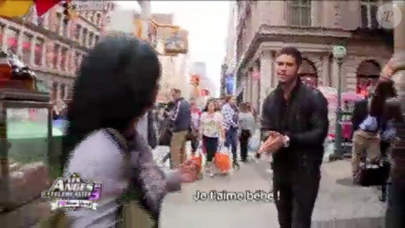 Kevin cherche des filles à embrasser dans les Anges de la télé-réalité 3, vendredi 18 novembre 2011, sur NRJ 12