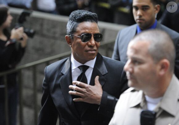 Jermaine Jackson arrive au tribunal pour connaître la sentence du Docteur Murray dans le procès de la mort de Michael Jackson, le 29 novembre 2011, à Los Angeles