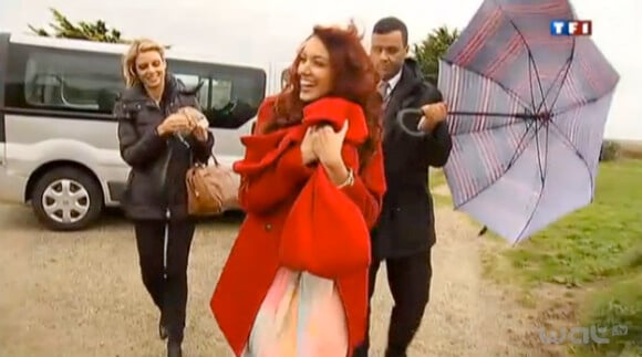 Delphine Wespiser, Miss France 2012, dans le reportage qui lui est accordé dans le JT de 20 Heures de TF1, présenté par Claire Chazal