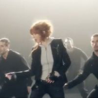 Mylène Farmer retrouve le goût de la danse pour le clip 'Du Temps'