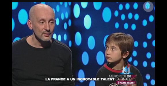 Syl & Sun dans la bande-annonce de La France a un Incroyable Talent, diffusée le mercredi 14 décembre 2011 sur M6