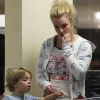 Britney Spears et ses enfants à l'aéroport de Porto-Rico, le dimanche 11 décembre 2011.