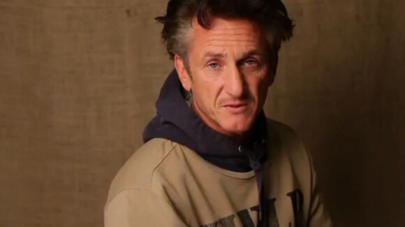 Sean Penn pour la fondation J/P Haitian Relief Organization, décembre 2011.