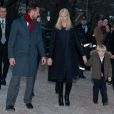 La famille royale de Norvège de sortie pour la messe de Noël, dans la soirée du 24 décembre 2011 à Oslo.