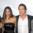 Matthew McConaughey et sa douce Camila Alves : très élégants au Cipriani à New York en juin 2010
