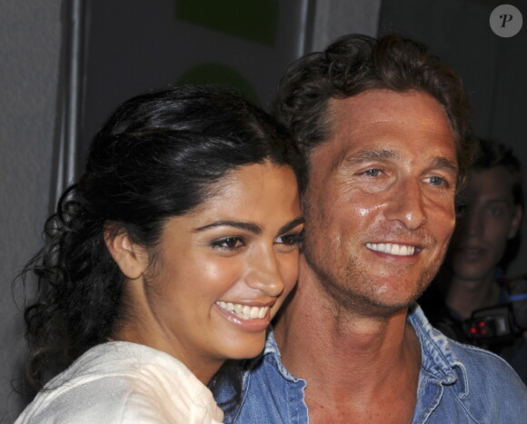 Matthew McConaughey et Camila Alves : beaux, souriants et complices en août 2008 à Los Angeles