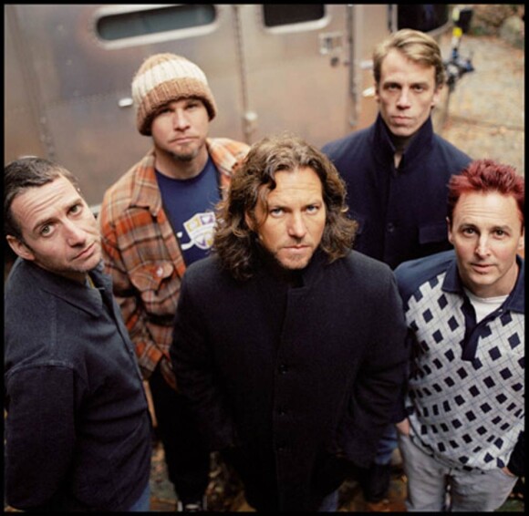20 ans après, Pearl Jam n'a pas oublié Josh Hardy, ce fan de 17 ans atteint d'un cancer du cerveau...