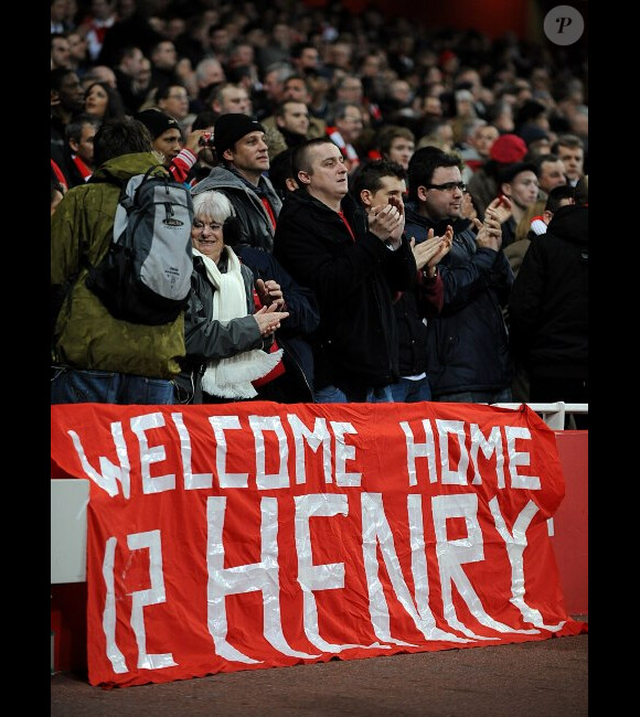 Les supporters des Gunners avaient préparé des banderoles pour leur idole Thierry Henry le 9 janvier 2012 à Londres