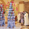 Le cheikh Khalifa bin Zayed Al Nahyan, président des Emirats Arabes Unis et émir d'Abu Dhabi, a reçu le 8 janvier 2012 la reine Beatrix, le prince Willem-Alexander et la princesse Maxima des Pays-Bas, qui effectuaient les 8 et 9 janvier 2011 une visite officielle dans les Emirats arabes unis.