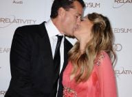 Molly Sims enceinte et amoureuse sur tapis rouge, face à David Arquette heureux