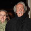 Jean Rochefort et sa femme à Paris, le 21 novembre 2011.
