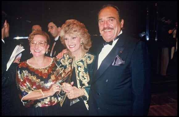 Marthe Villalonga, Rosy Varte et Jean-Marc Thibault à la cérémonie des 7 d'or, à Paris, le 10 octobre 1987.