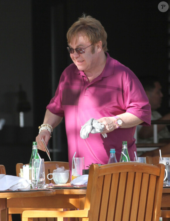 Elton John à Hawaï, le 5 janvier 2012