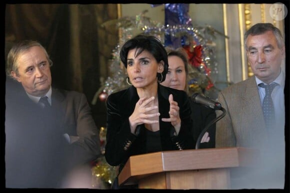 Rachida Dati présente ses voeux aux employés de sa mairie du VII eme arrondissement, le 13 janvier 2012.