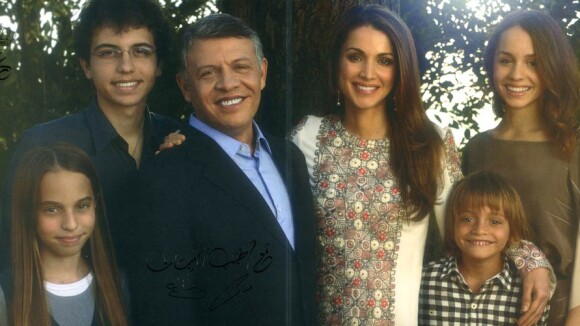 Rania de Jordanie, son mari et leur quatre enfants superbes pour les voeux 2012