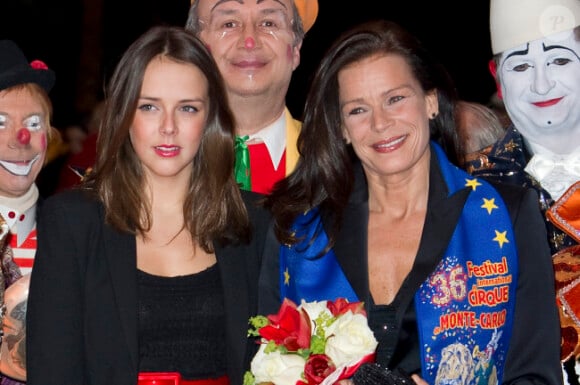 La princesse Stéphanie de Monaco et sa fille Pauline Ducruet lors du 36e Festival International du cirque de Monte-Carlo à Monaco le 20 janvier 2012
