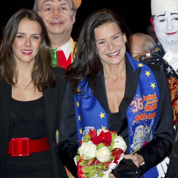 La princesse Stéphanie de Monaco et sa fille Pauline Ducruet lors du 36e Festival International du cirque de Monte-Carlo à Monaco le 20 janvier 2012