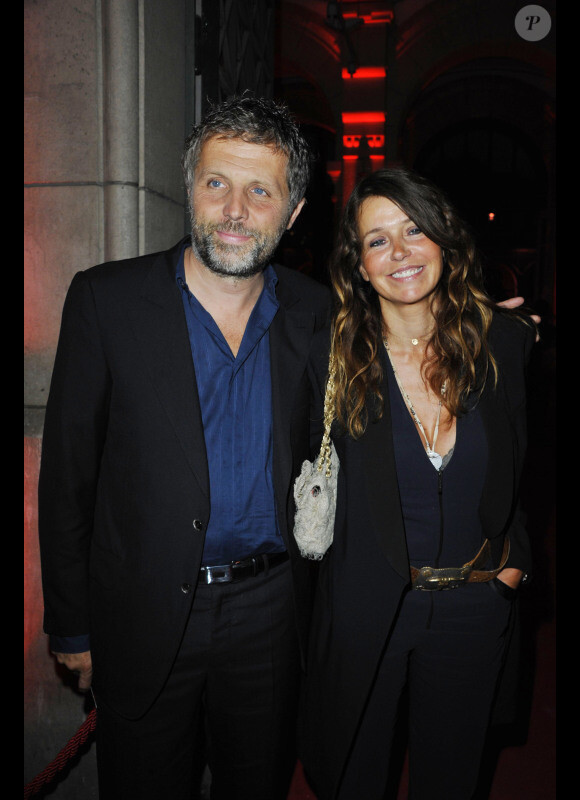 Stéphane Guillon et son épouse Muriel Cousin en août 2011 à Paris