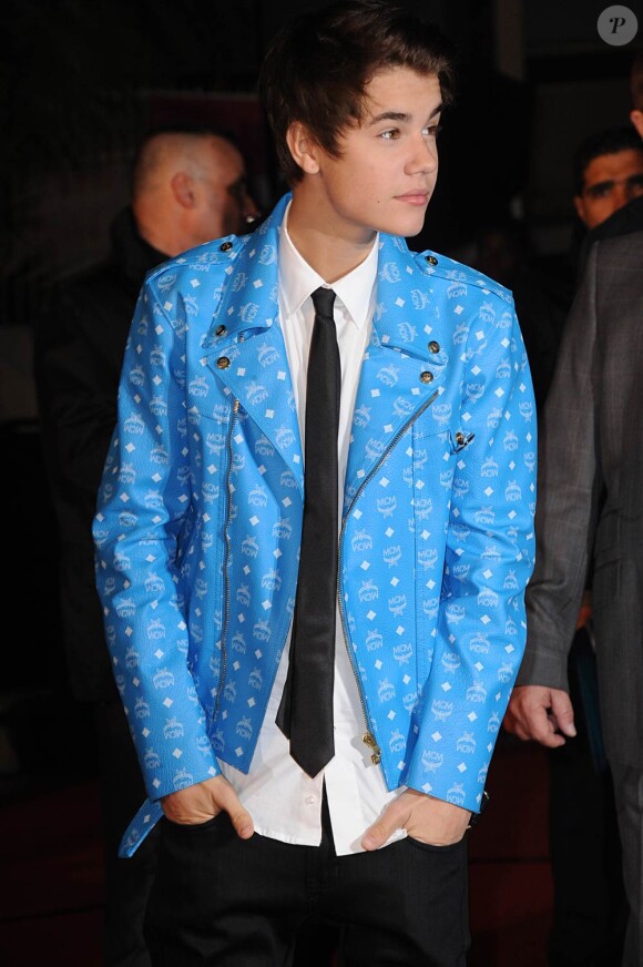Justin Bieber sur le tapis rouge des 13e NRJ Music Awards, le 28 janvier 2012, à Cannes.
