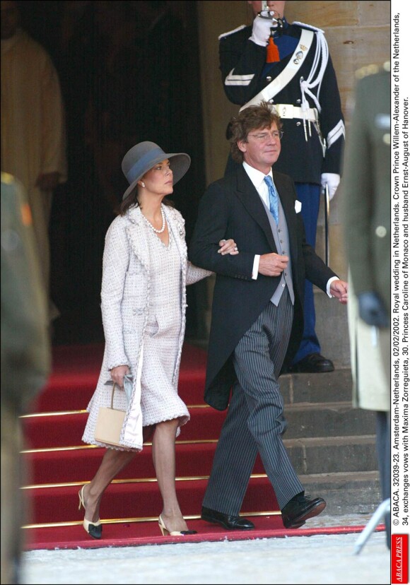 Caroline de Monaco et Ernst August de Hanovre au mariage de Willem-Alexander et Maxima des Pays-Bas.
Le prince Willem-Alexander des Pays-Bas et la princesse Maxima se sont mariés le 2 février 2002 à Amsterdam. Le 2 février 2012, ils célébraient leurs noces d'étain.