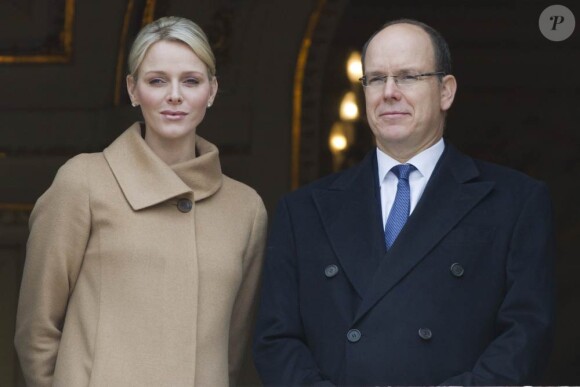 La princesse Charlene et le prince Albert de Monaco lors des célébrations de sainte Dévote, le 27 janvier 2012. Le 1er février, la princesse Charlene, en présence de son mari, inaugurait le premier lieu à son nom, à Monaco : le Foyer de l'Enfance Princesse Grace.