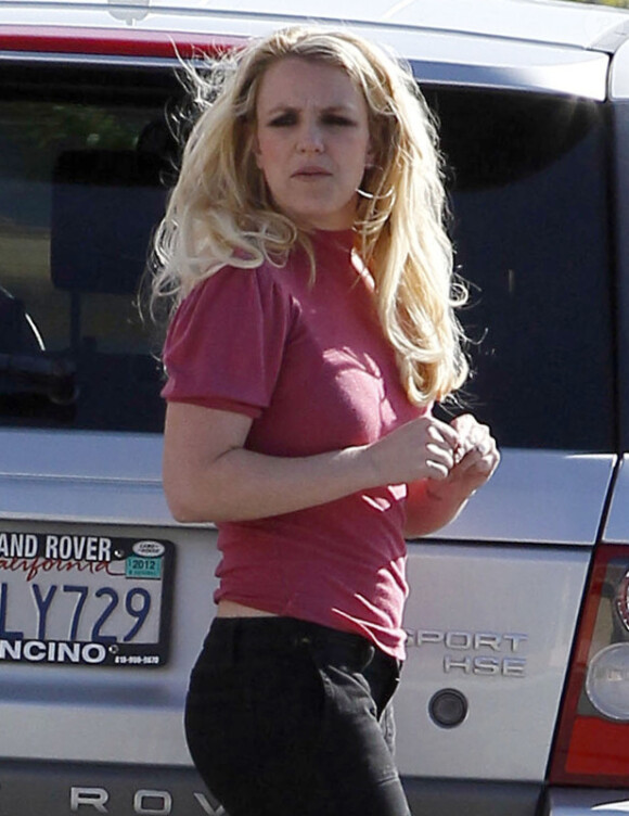 Britney Spears va faire un bowling, à Los Angeles, le 29 janvier 2012.