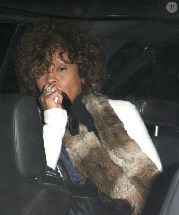 La dernière sortie de Whitney Houston le 2 février 2012 pour aller chez son médecin à Beverly Hills