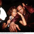Whitney Houston et Bobby Brown, amoureux aux Bahamas en décembre 2000. 