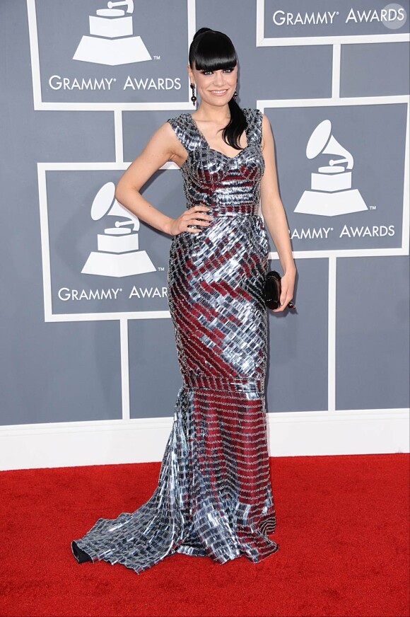 Jessie J sur le tapis rouge de la 54e soirée des Grammy Awards, le 12 février 2012 au Staples Center de Los Angeles.