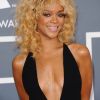 Rihanna sur le tapis rouge de la 54e soirée des Grammy Awards, le 12 février 2012 au Staples Center de Los Angeles.