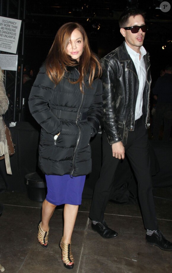 Rose McGowan à la sortie du défilé Donna Karan à New York, le 13 février 2012.