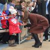 Catherine, duchesse de Cambridge, était en déplacement à Liverpool le 14 février 2012 pour sa deuxième mission officielle : en cette Saint-Valentin sans le prince William, le public était là pour la combler d'amour, à l'occasion de ses visites du bar sans alcool The Brink et de l'hôpital pour enfants Alder Hey.