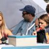 Ashley Tisdale pose pour la marque Op Surf, le vendredi 10 février à  Venice Beach. Un shooting auquel participaient également Sarah Hyland,  Austin Stowell, et Matt Lanter.