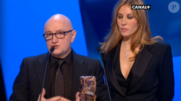 Michel Blanc recevant le César du meilleur acteur dans un second rôle pour L'Exercice de l'Etat - 24 février 2012 