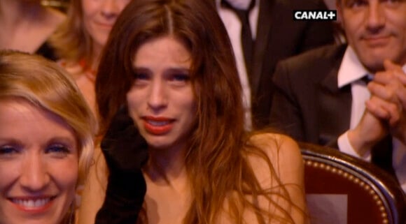 Maïwenn en larmes quand sa monteuse reçoit le César pour Polisse - 24 février 2012