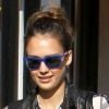 La belle Jessica Alba et sa fille Honor vont déjeuner ensemble à Los Angeles, le 25 février 2012