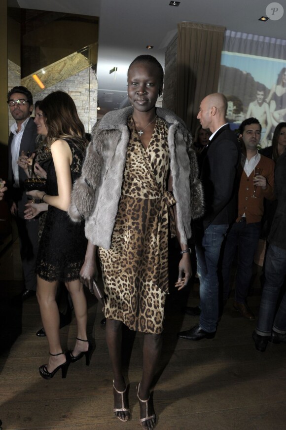 Le mannequin Alek Wek lors de l'after-party Dolce & Gabbana à Milan, le 26 février 2012.