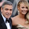 Stacy Keibler et George clooney, le 26 février 2012 à Los Angeles lors des Oscars.